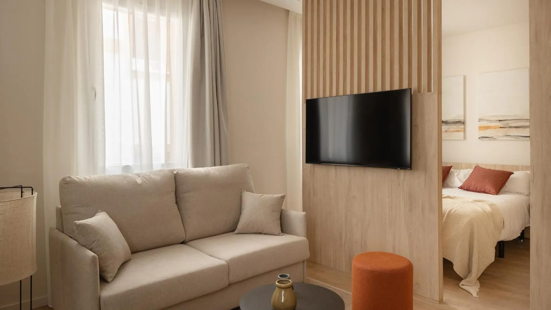 Libere Bilbao Ledesma Apartment 0*,